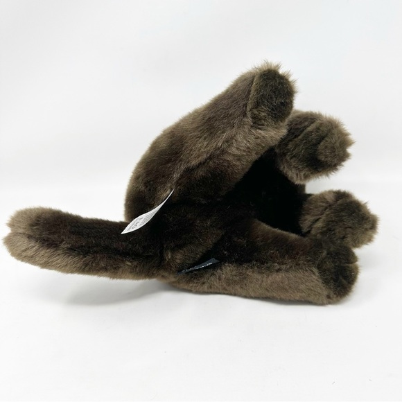 FAO Schwarz Chocolate Lab Puppy Dog Plush - Picture 5 of 6